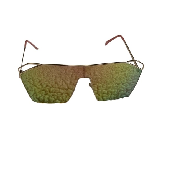 Futuristic reflective sunglasses - Picture 3 of 4